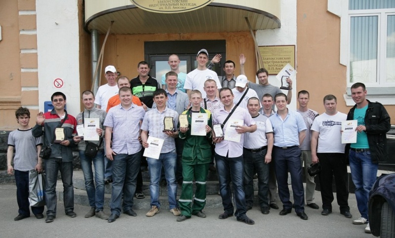 Молодые слесари, сварщики и электромонтеры Челябинской области встретились на профессиональном конкурсе